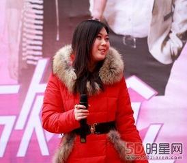 任月丽个人资料,从平凡走向舞台的璀璨星光