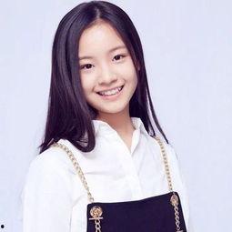 elyna个人资料,才华横溢的年轻才女，多才多艺的人生探索者