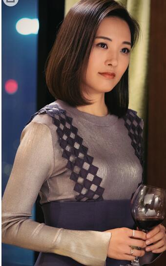 薇薇安个人资料,才华横溢的文艺女神，揭秘她的多彩人生